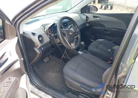 2016 Chevrolet Sonic Lt Auto z USA, uszkodzony, nr VIN 1G1JC5SHXG4175041